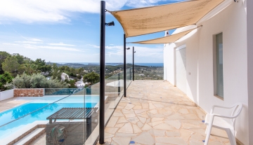 Resa estates Ibiza san Jose te koop villa main terrace side.jpg